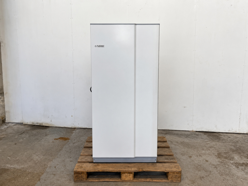 1587436-1 Nibe water heater, Cu200, (2020)