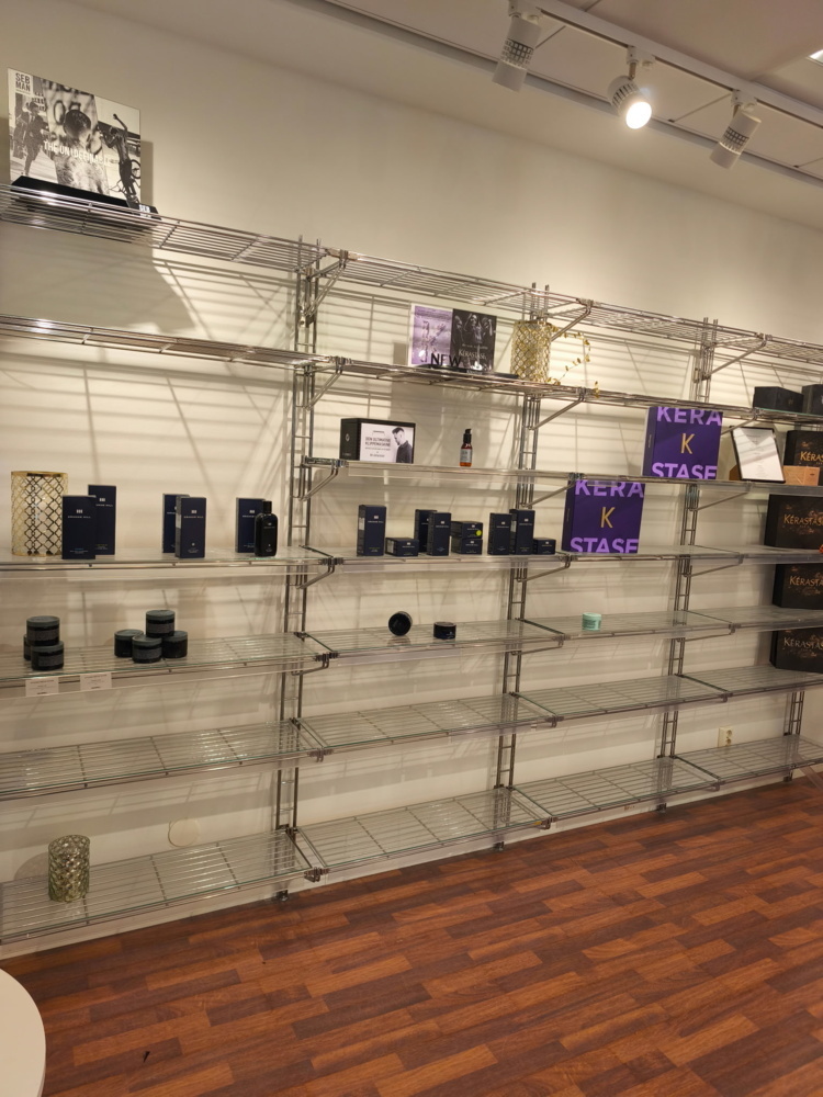 1587542-1 Warehouse shelves / Wall shelves