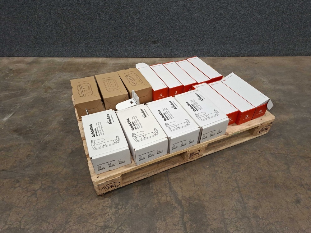 1587464-1 Assortment of CPU holders etc.