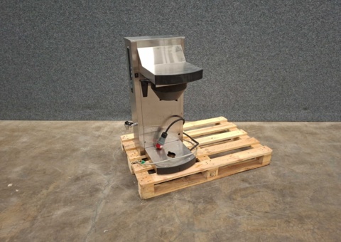Coffee Queen Single Tower