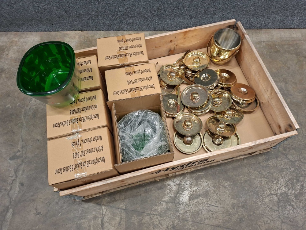 1587477-2 assortment of ice buckets