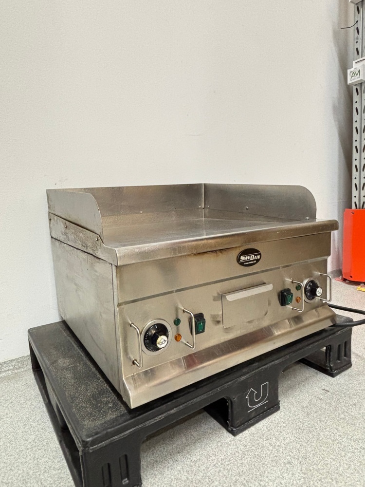 1546226-2 Frying table – Swedan EG600 – Tested and works