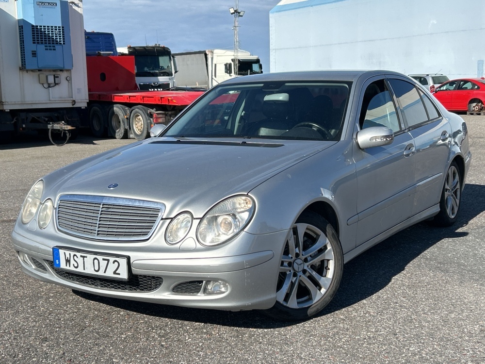 1545082-2 Mercedes-Benz E 200 Kompressor 5G-Tronic, 163hk, 2005 (Reparationsobjekt)