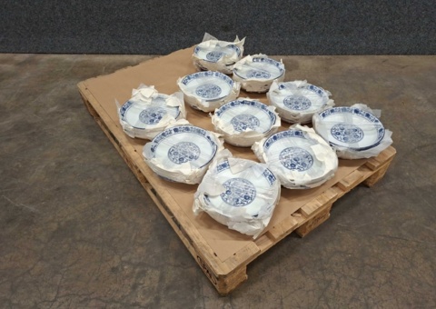 about 50 plates with Chinese motif