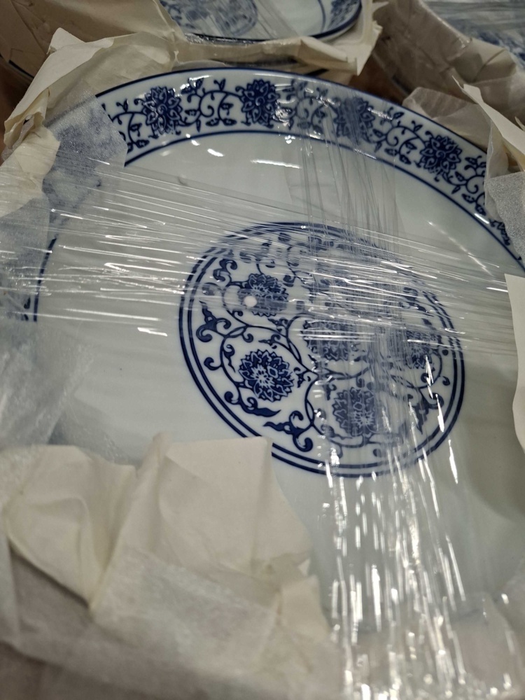 1587494-2 about 50 plates with Chinese motif