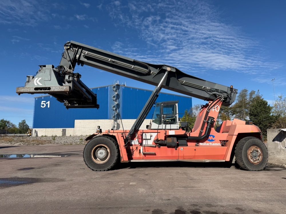 1587623-2 Kalmar DRF450-75C5XS Reach stacker 45 tons 2007