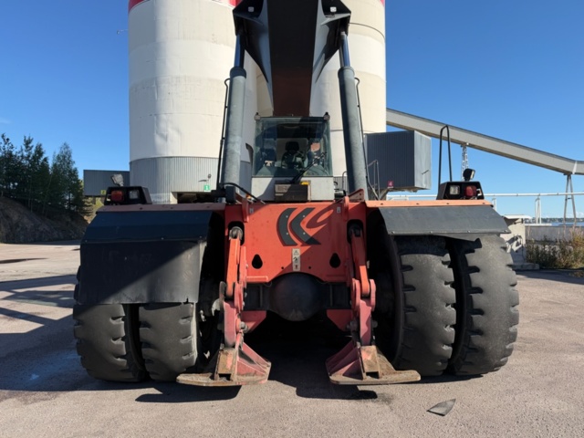 1587623-9 Kalmar DRF450-75C5XS Reachstacker 45 ton 2007