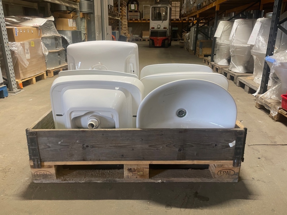 1587601-1 Sink/Washstand - 6 pcs - W:560 mm (5 pcs with specified dimensions)