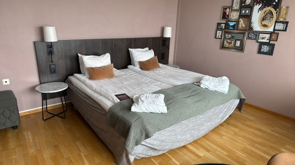 1587602-1 Completely dismantled double room - Kingsize