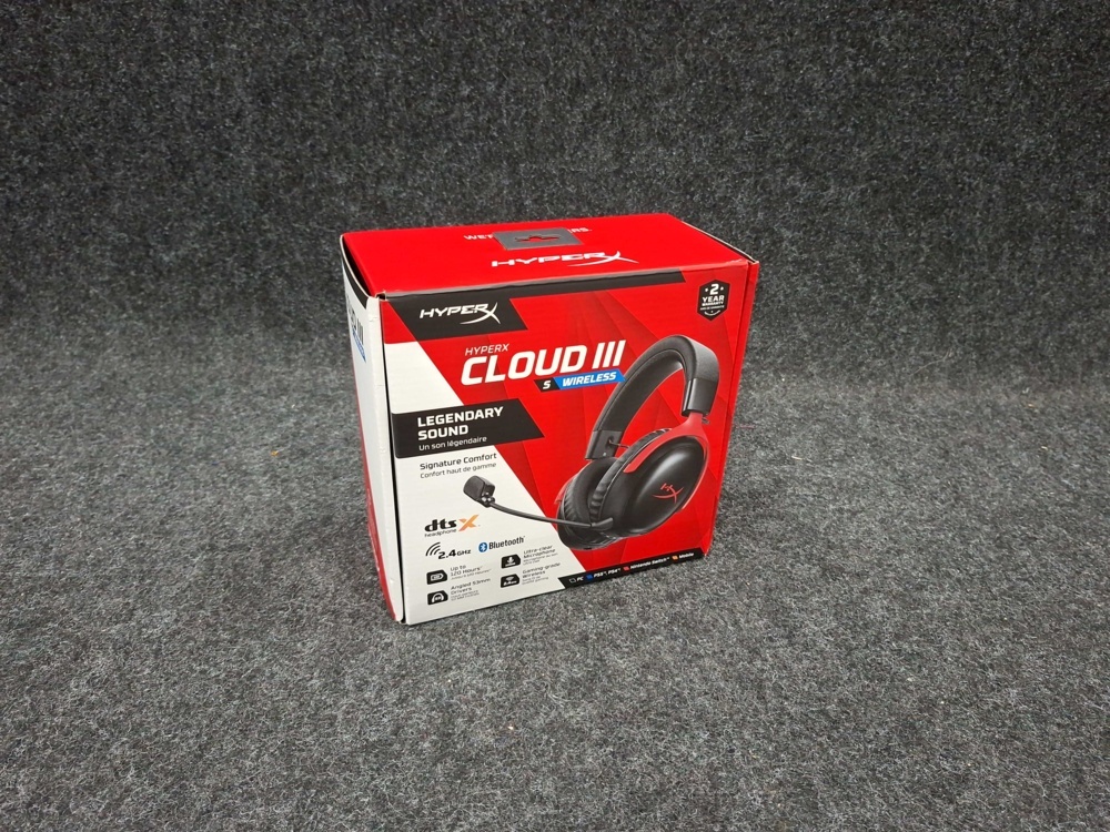 1579176-2 HyperX Cloud III S wireless gaming headset (red)