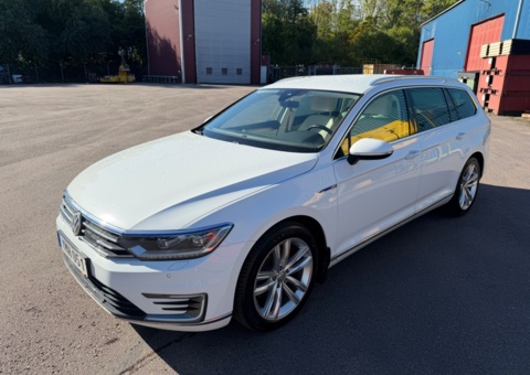 Volkswagen Passat Variant GTE 1.4 TSI ACT DSG Sequential, 218hp, 2018