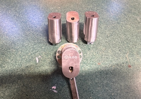 iLoQ - lock cylinders 4 pcs
