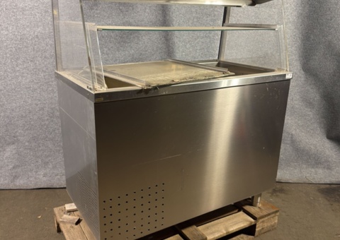 Display refrigerator / refrigerated display case - Metos