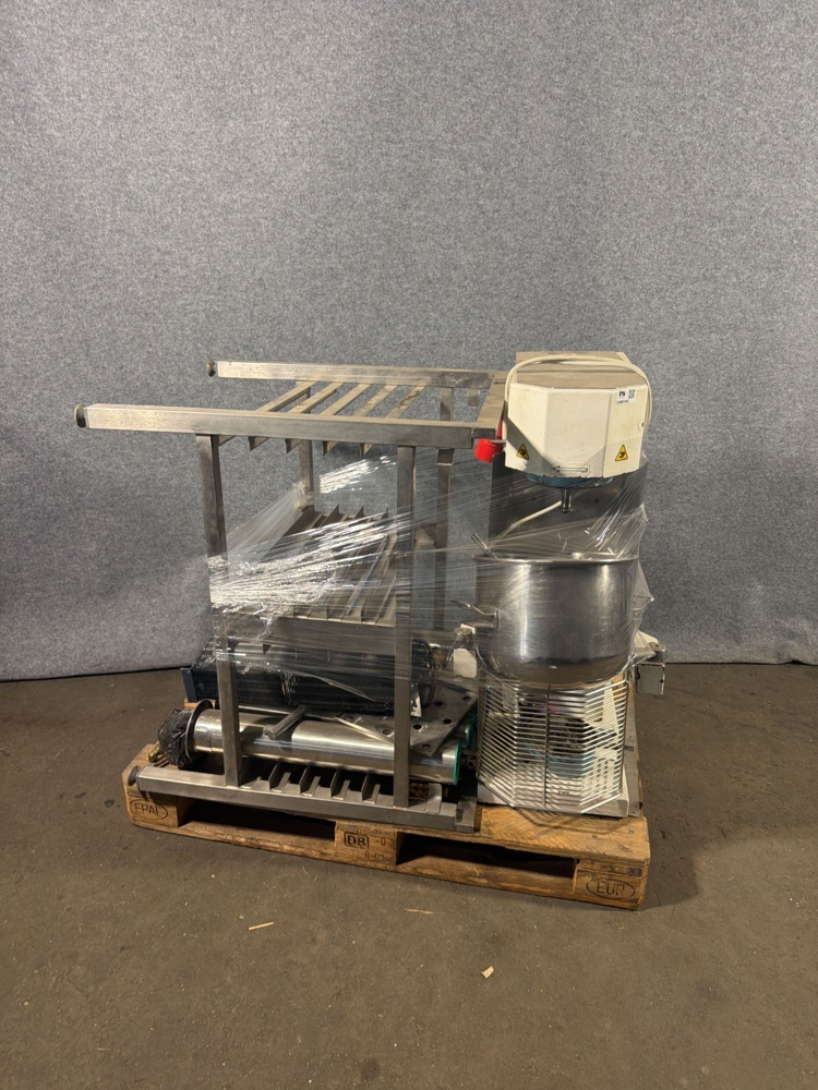1566144-1 Planetary mixer with accessories - Moretti