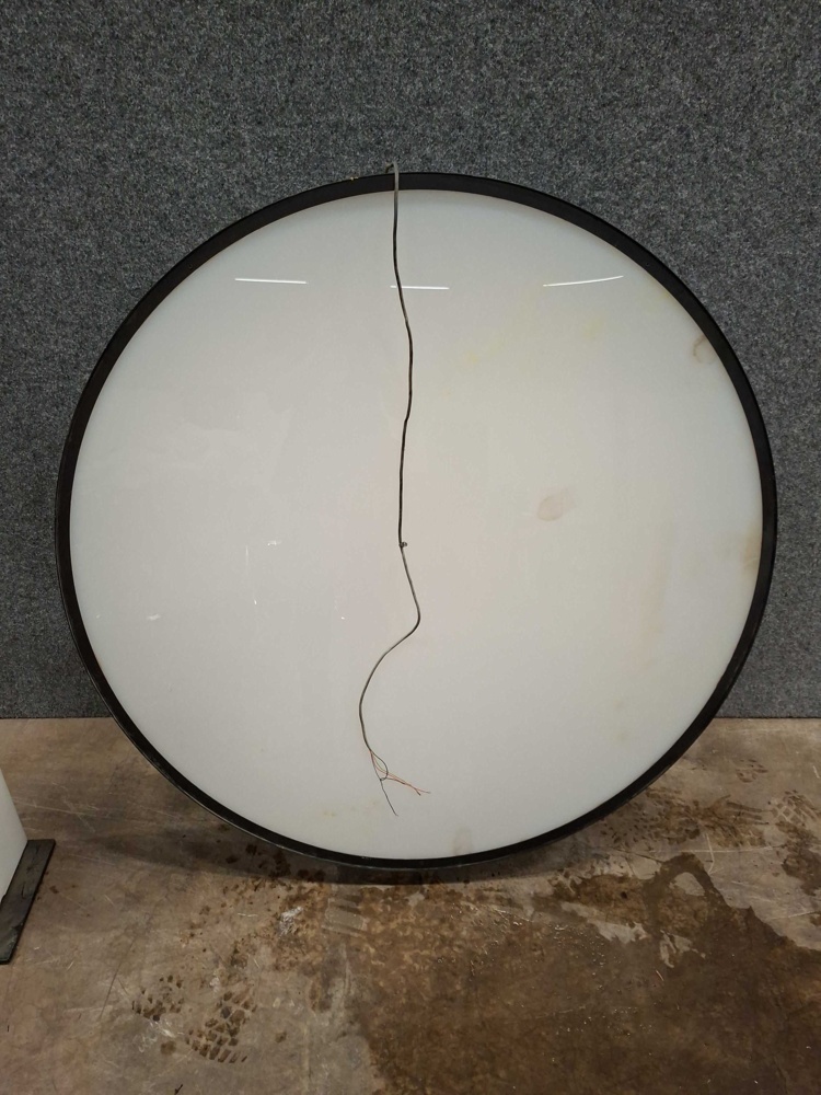 1587520-2 2 light boxes