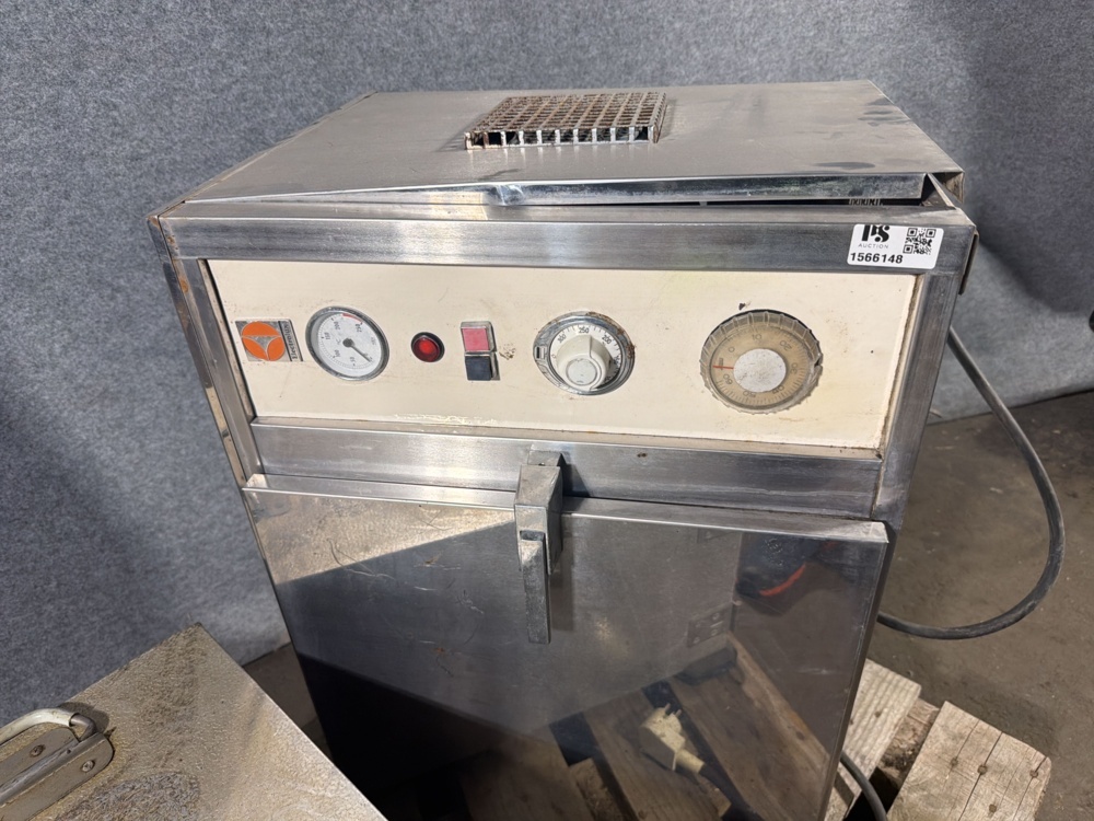 1566148-2 Oven and warming box - Electrolux, Standard box