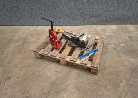 Screw anvil, pipe vice etc.