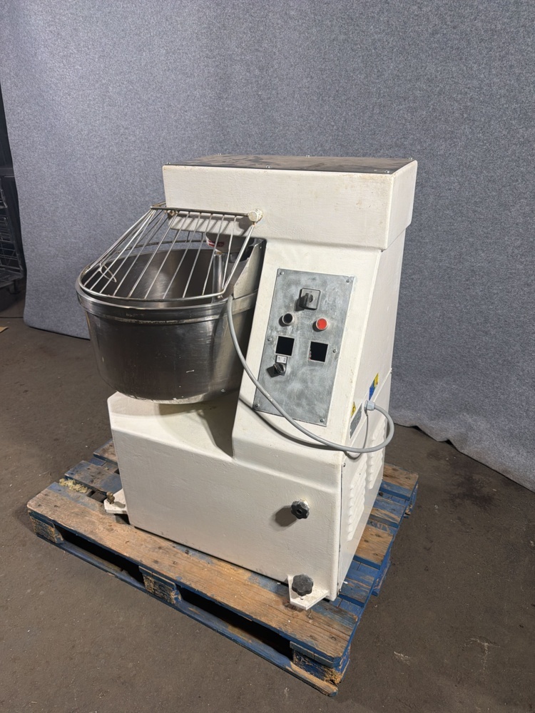 1566152-2 Dough mixer with mixing bowl and dough hook
