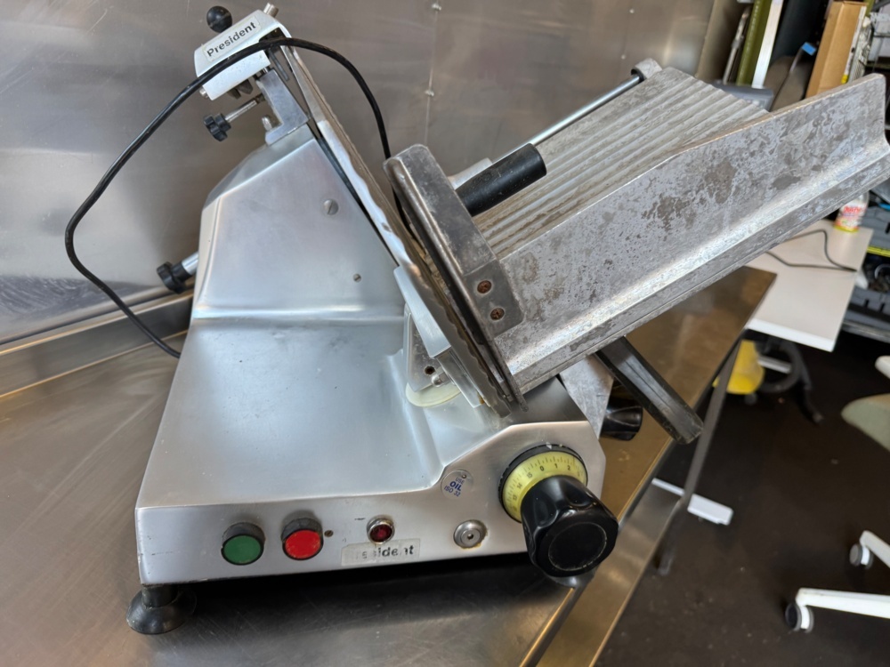 1406104-2 Cutting machine – Lincat President G300