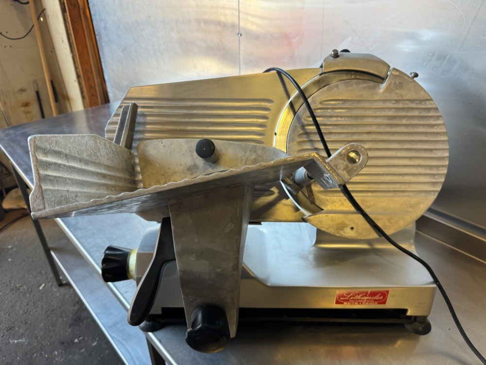 1406104-1 Cutting machine – Lincat President G300