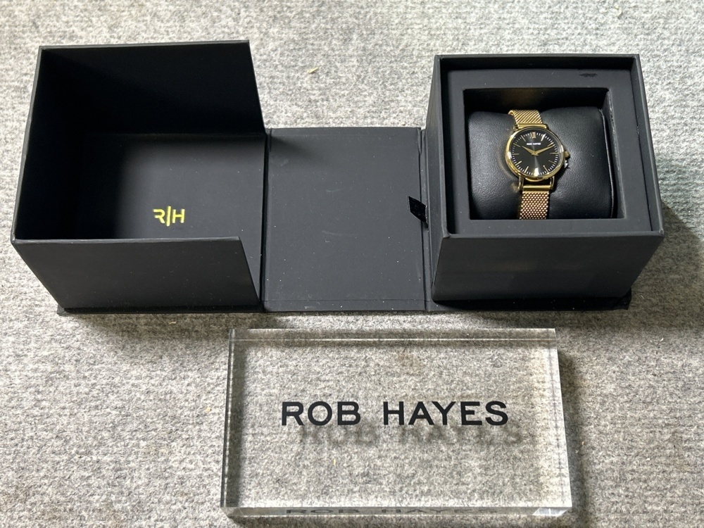 1590019-1 Armbandsur - Rob Hayes 26 mm (guld/svart) 10st