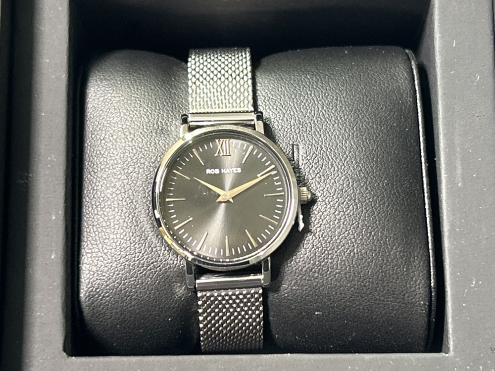 1590021-2 Armbandsur - Rob Hayes 26 mm (silver/svart) 10st