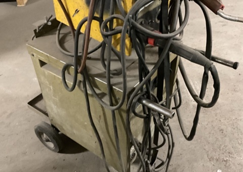 Welding - ESAB LDA 150 with feeder A10