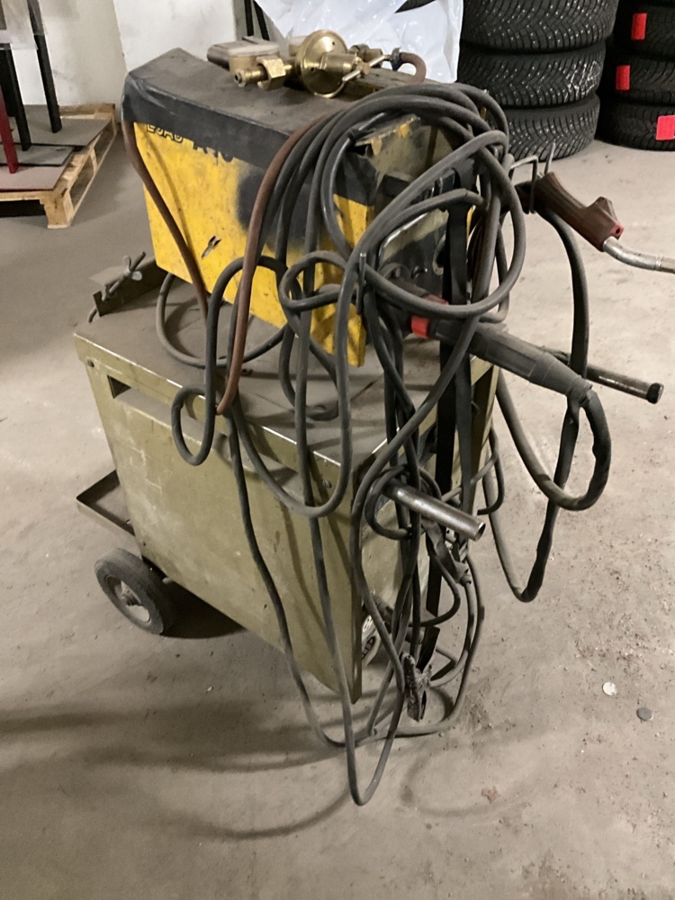 1473762-1 Welding - ESAB LDA 150 with feeder A10