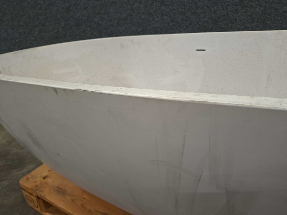 1590038-3 Freestanding Bathtub