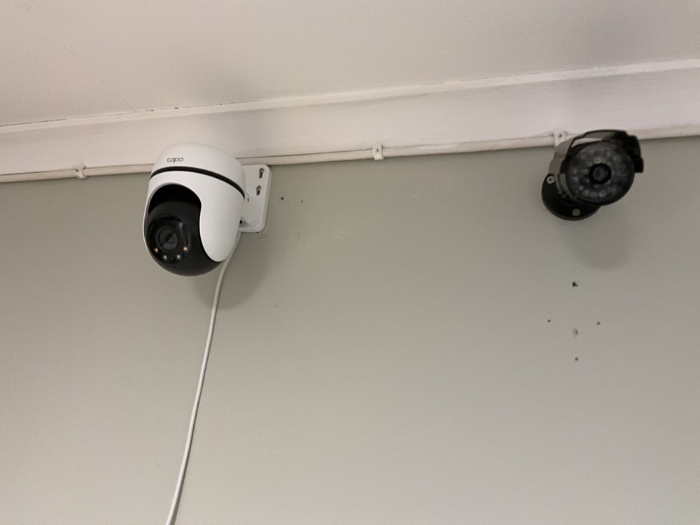 1473767-2 4 pcs. surveillance cameras with base station - Tapo