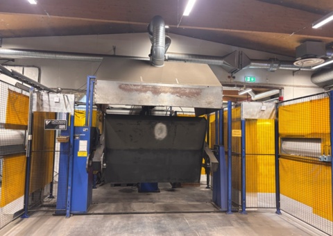 Komplett svetsrobotcell med tillbehör - Motoman ARC 6000 / EA1900N - 2004