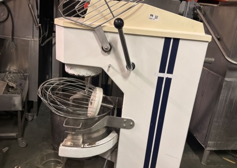 Planetary mixer with mixing bowl, whisk and blade - Agrenco