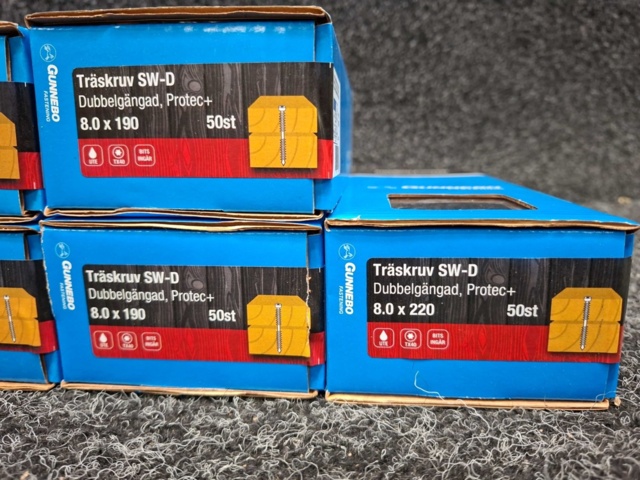 1589980-3 350 st Träskruv SW-D 8.0x190 & 8.0x220mm, Gunnebo