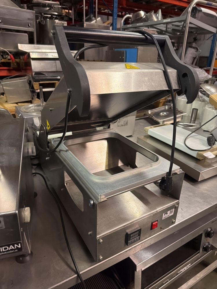 1566126-2 Heat Sealing Machine with Mold