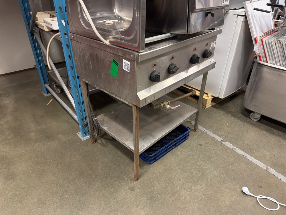 1566129-2 Heating, relief bench and sink