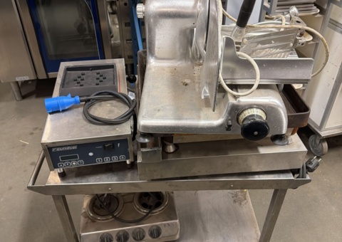 Restaurant equipment – cutting machine and heating equipment - Bizerba, Antunes/Roundup, etc.