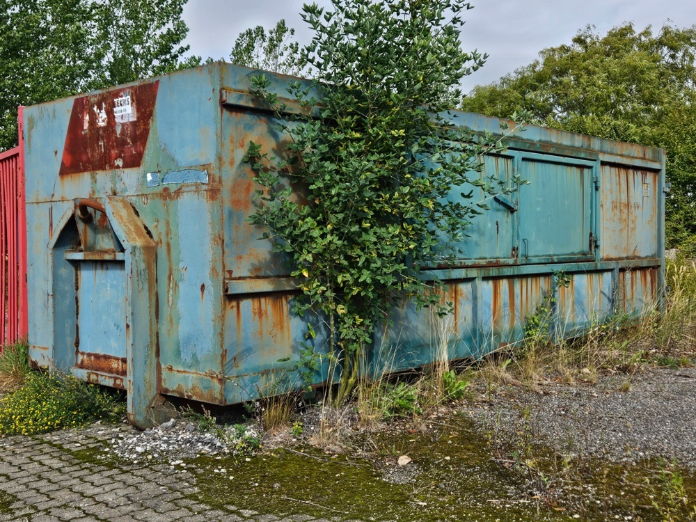 1546253-1 Container 31 m³ with contents
