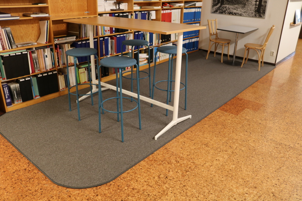 1515240-2 Entrance furniture/Kitchen furniture