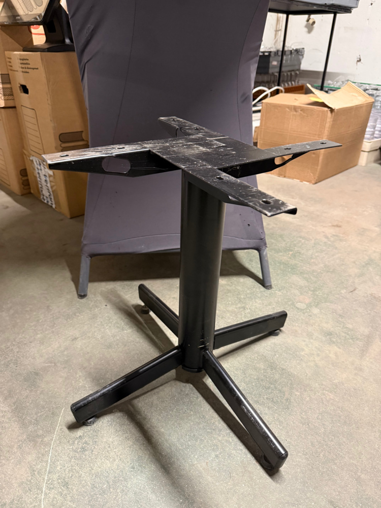1563486-1 Bordstativ – Stable Table – Lounge – 13 st
