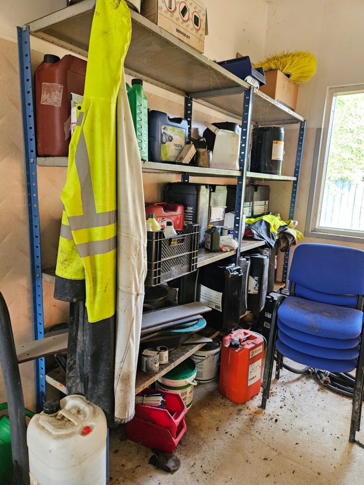1546257-2 Workbench, storage shelves and tools