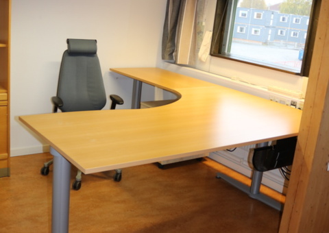 Office 1.