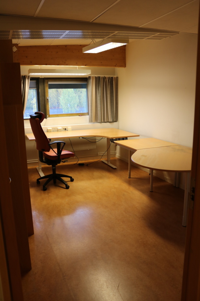 1515246-2 Office 2.
