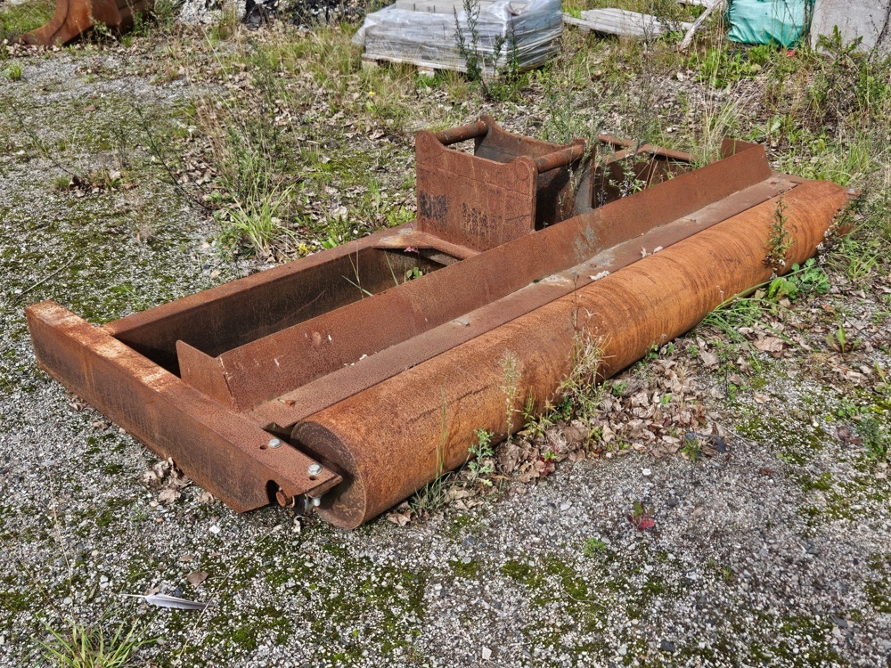 1546265-3 Avjämningsbalk med rulle