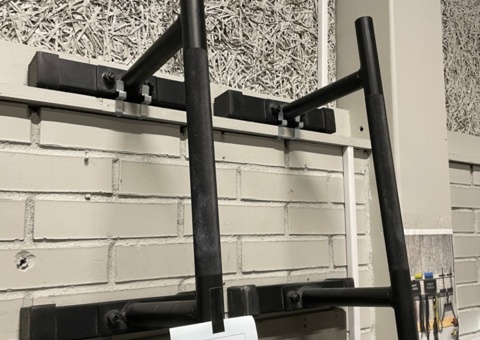 Barbell support