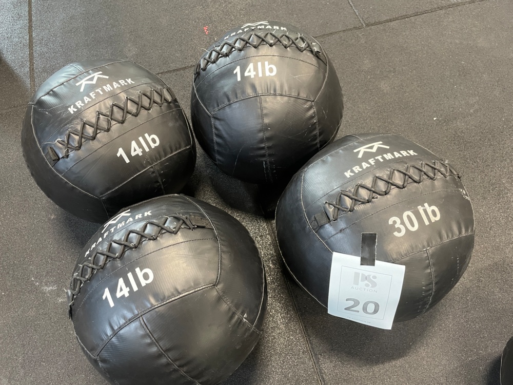 1590220-1 Wallballs 14 lb and 30 lb, Kraftmark, 4 pcs