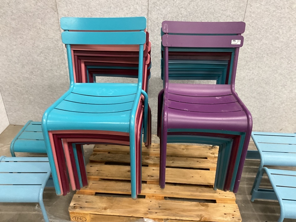 1473948-2 20 metal chairs