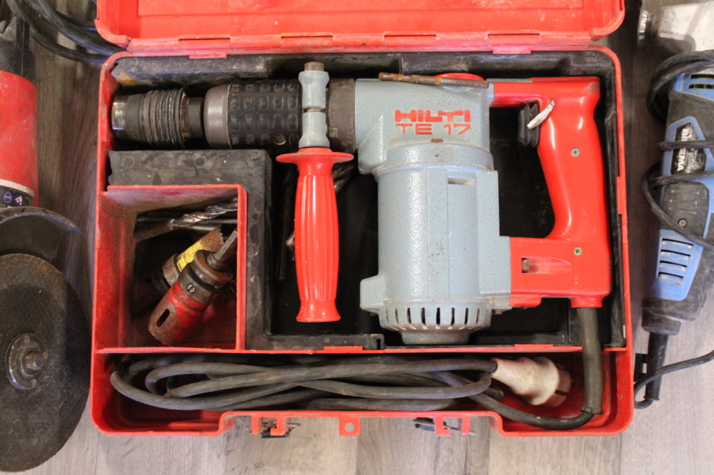 1558583-2 Impact drill, angle grinder and multi-tool