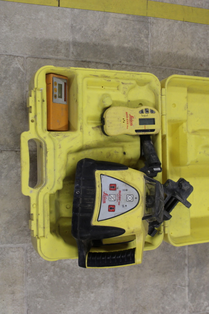 1558587-2 Rotationslaser Leica Rugby 100