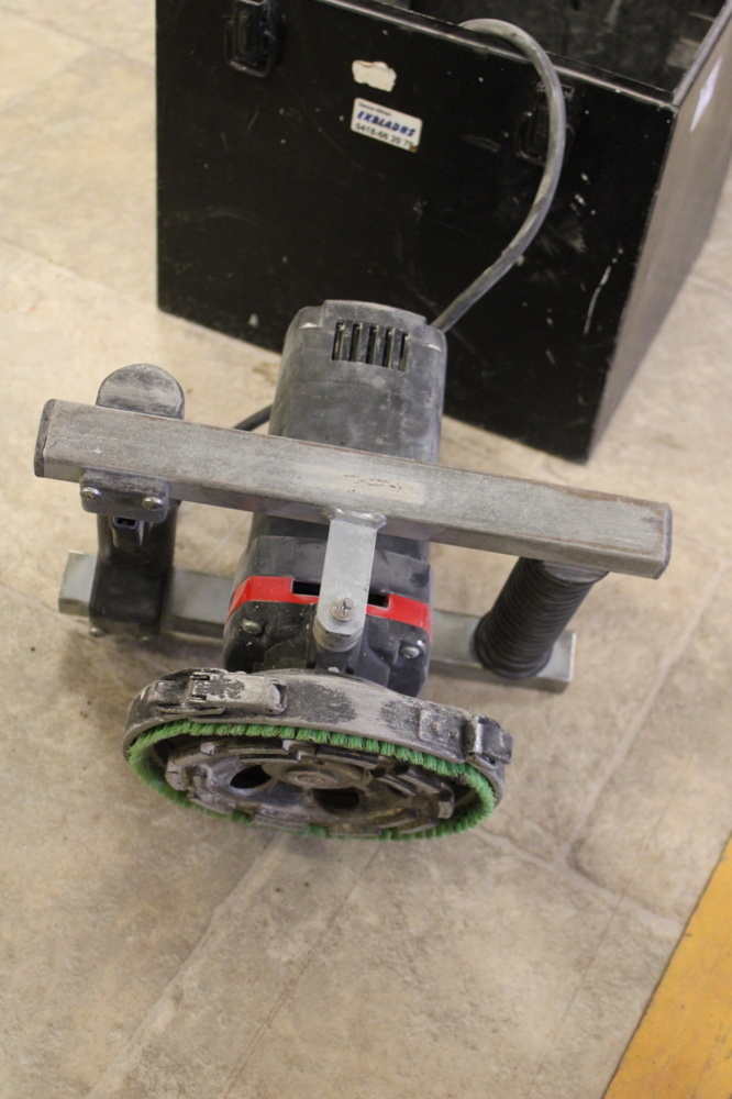 1558594-2 Betongslipmaskin Worker 1500W