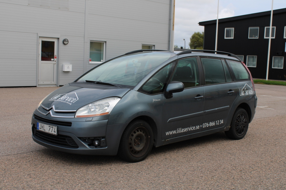 1591055-1 Citroën Grand C4 Picasso 1.6 HDi 2007 (30241 miles)